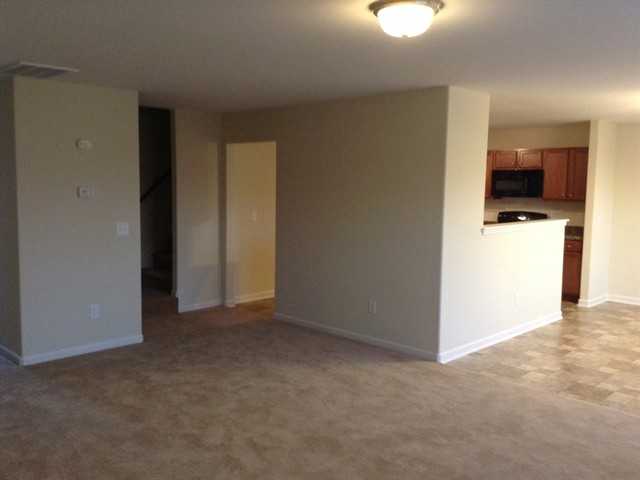 4 Stoud Cir - Photo 2 of 11