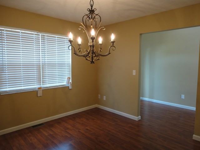 109 Ewing Ct - Photo 2 of 18