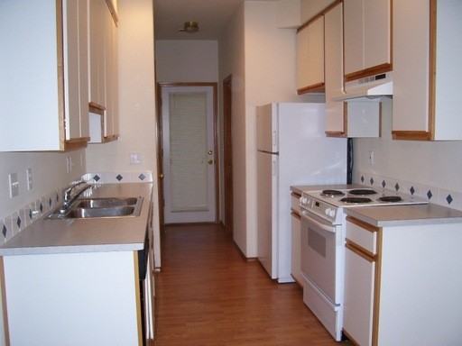 5428 SE 17th Ave - Photo 3 of 4