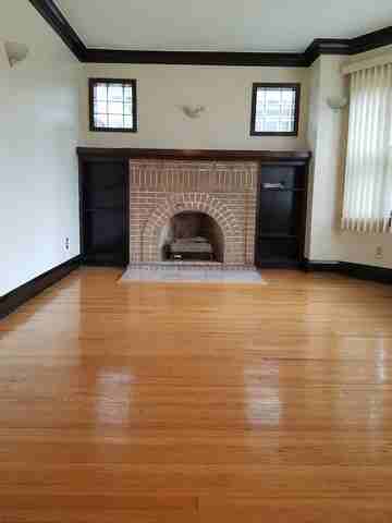 8446 S Dante Ave - Photo 2 of 15