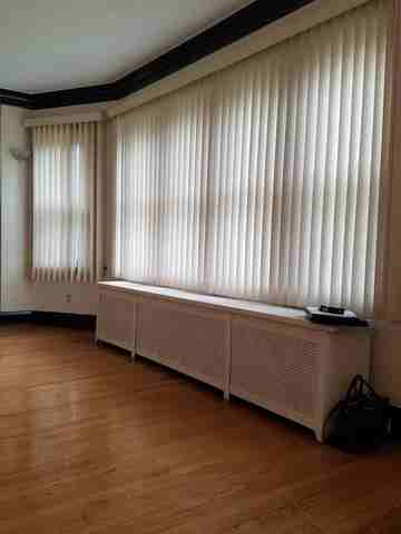 8446 S Dante Ave - Photo 3 of 15