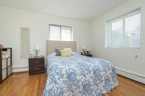 40 Parker Hill Ave #6 - Photo 2 of 6