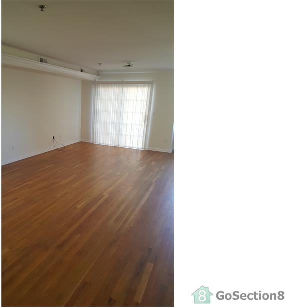 74 Hawthorne Ave #2 - Photo 3 of 17