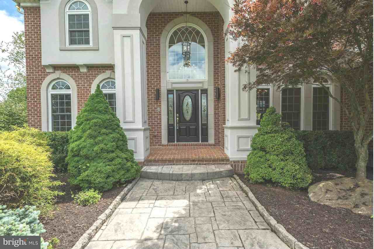 10370 Pot Spring Rd - Photo 2 of 30