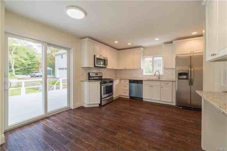 22 School St - Photo 2 of 7