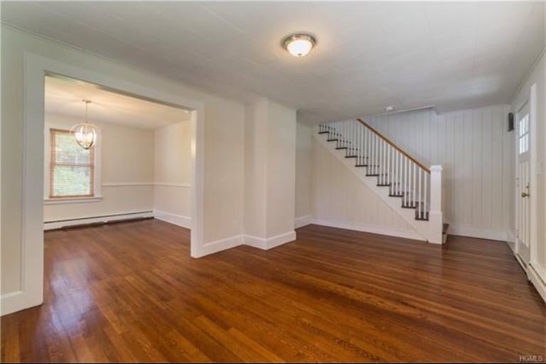 22 School St - Photo 3 of 7