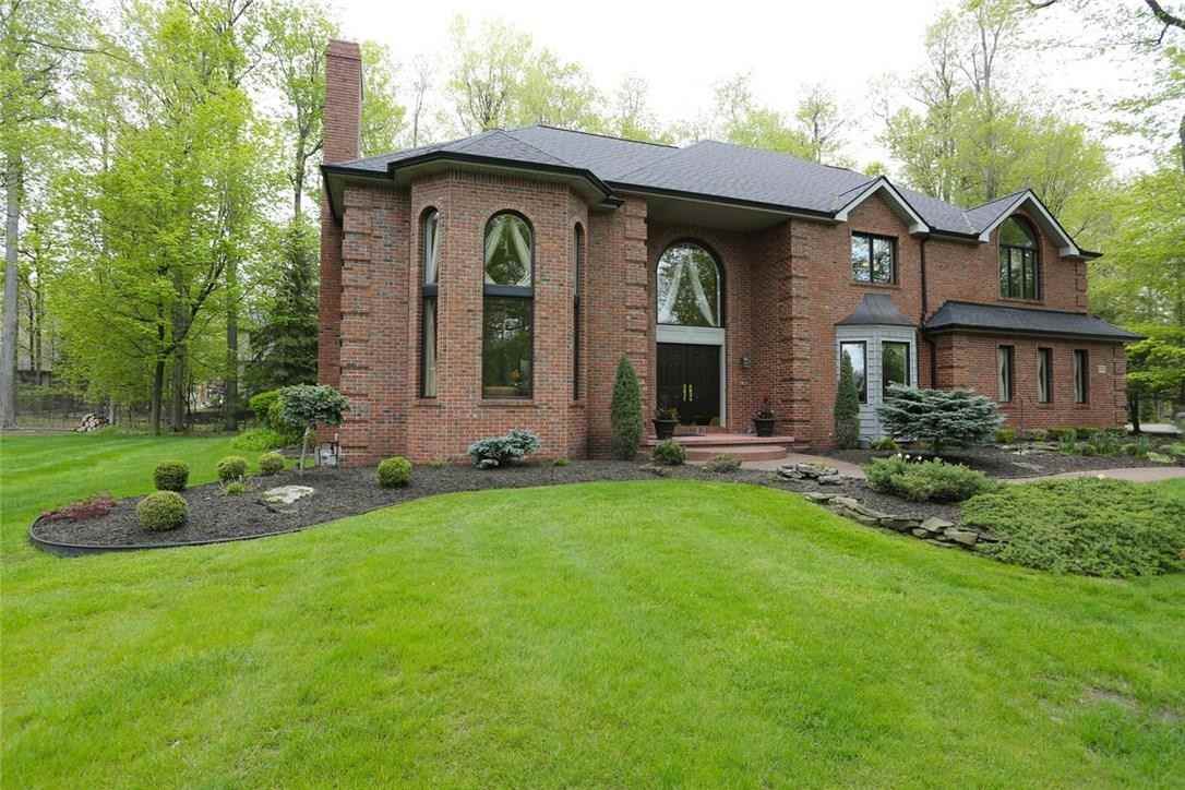 9770 Keystone Ct - Photo 2 of 24