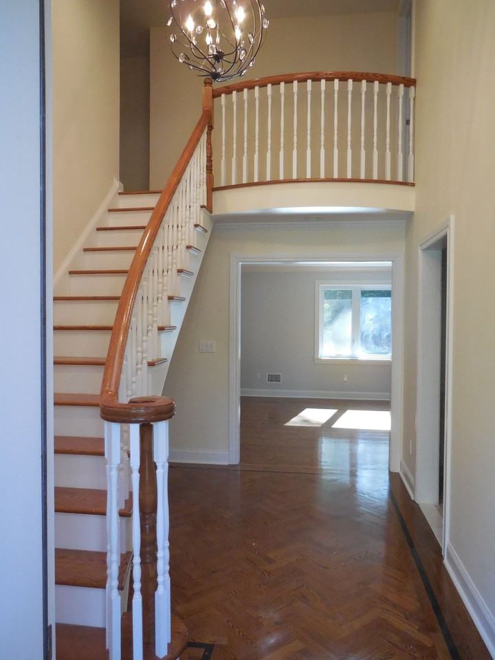 23 Barnaby Ln - Photo 3 of 23