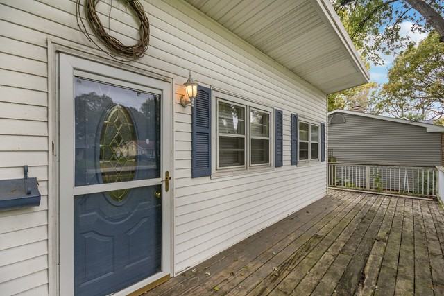 812 Morton St - Photo 3 of 16