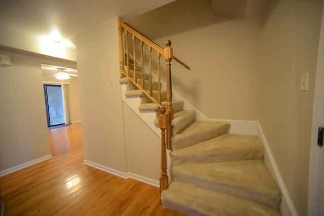 6S221 Country Dr - Photo 3 of 28