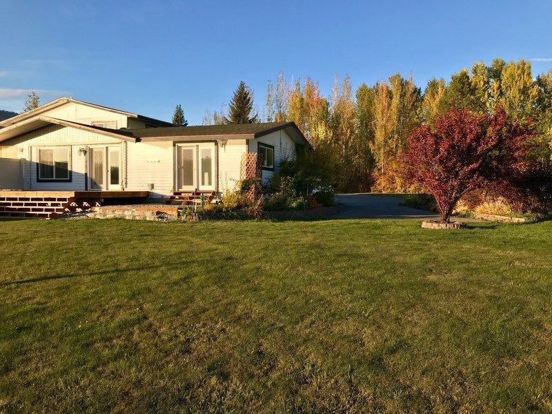 500 Snug Harbor - Photo 2 of 12