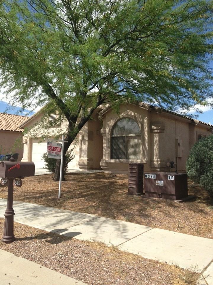 335 E Camino Del Abeto - Photo 2 of 5