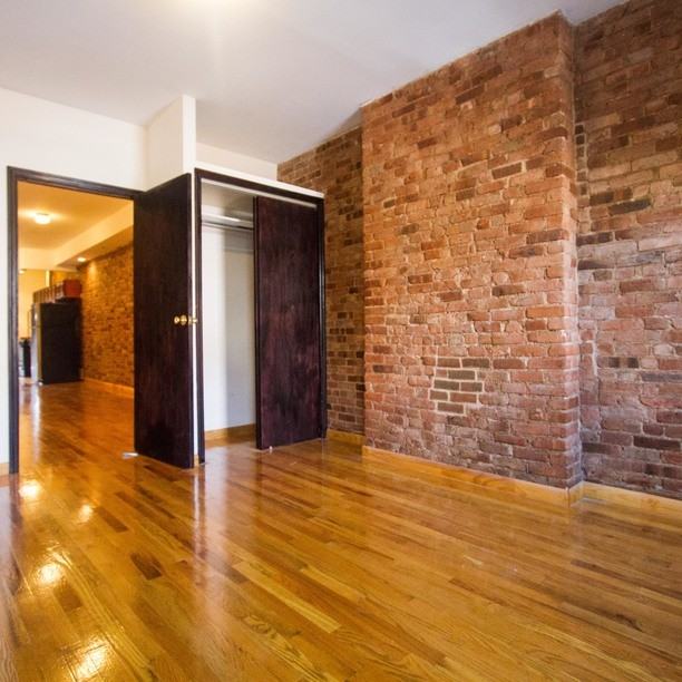 184 Irving Avenue #2RR