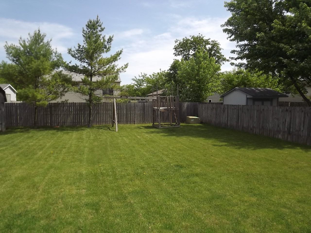 5618 Spring Hill Rd - Photo 3 of 16