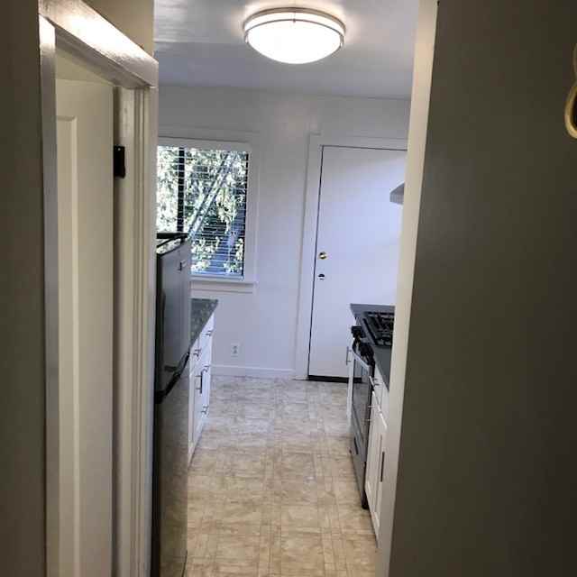 138 Hermann Street ##8 - Photo 3 of 19