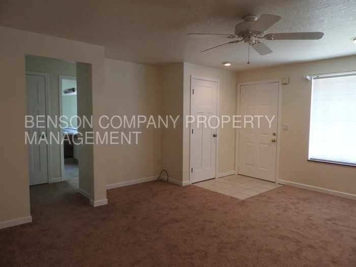 1505 NE 236th Ave - Photo 2 of 10