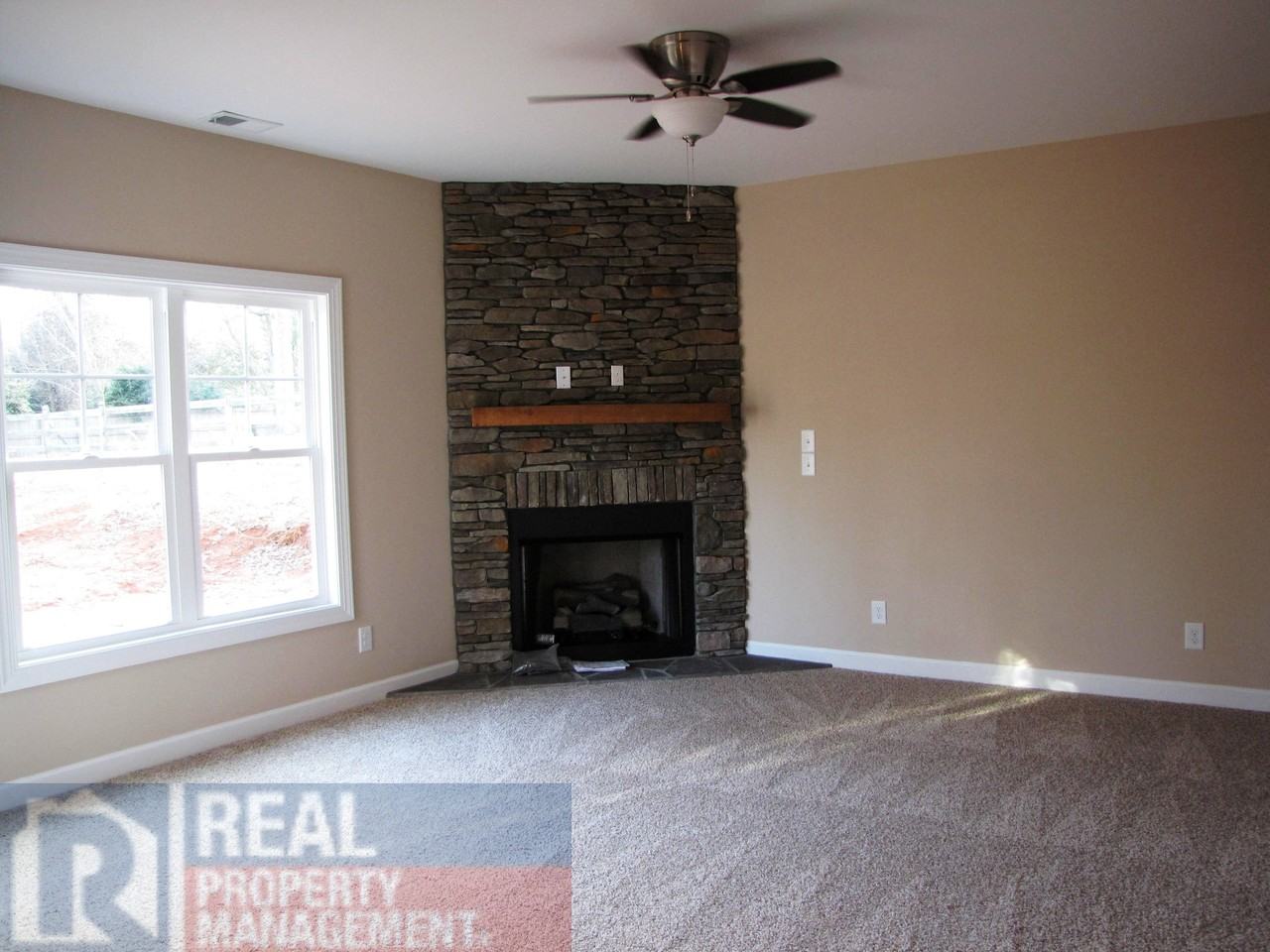 2234 State Rd 1874 - Photo 2 of 18