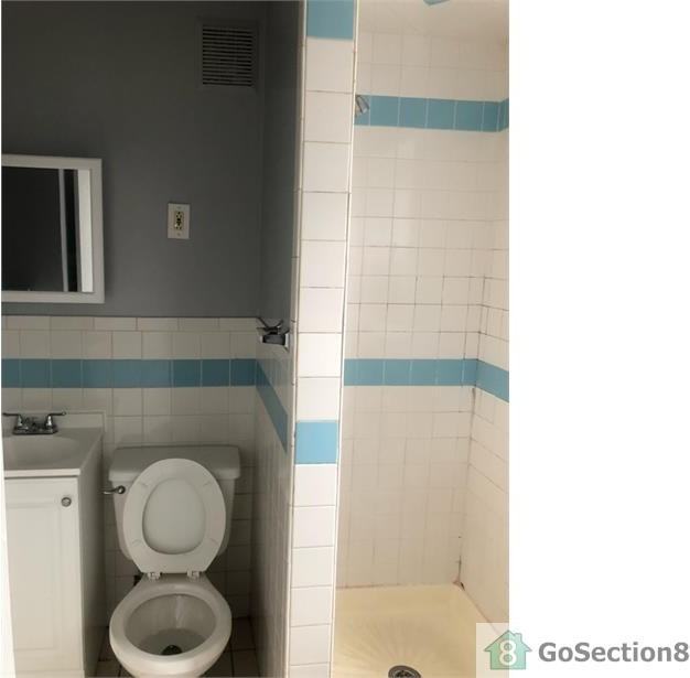 235 Preakness Ave #2 - Photo 3 of 9