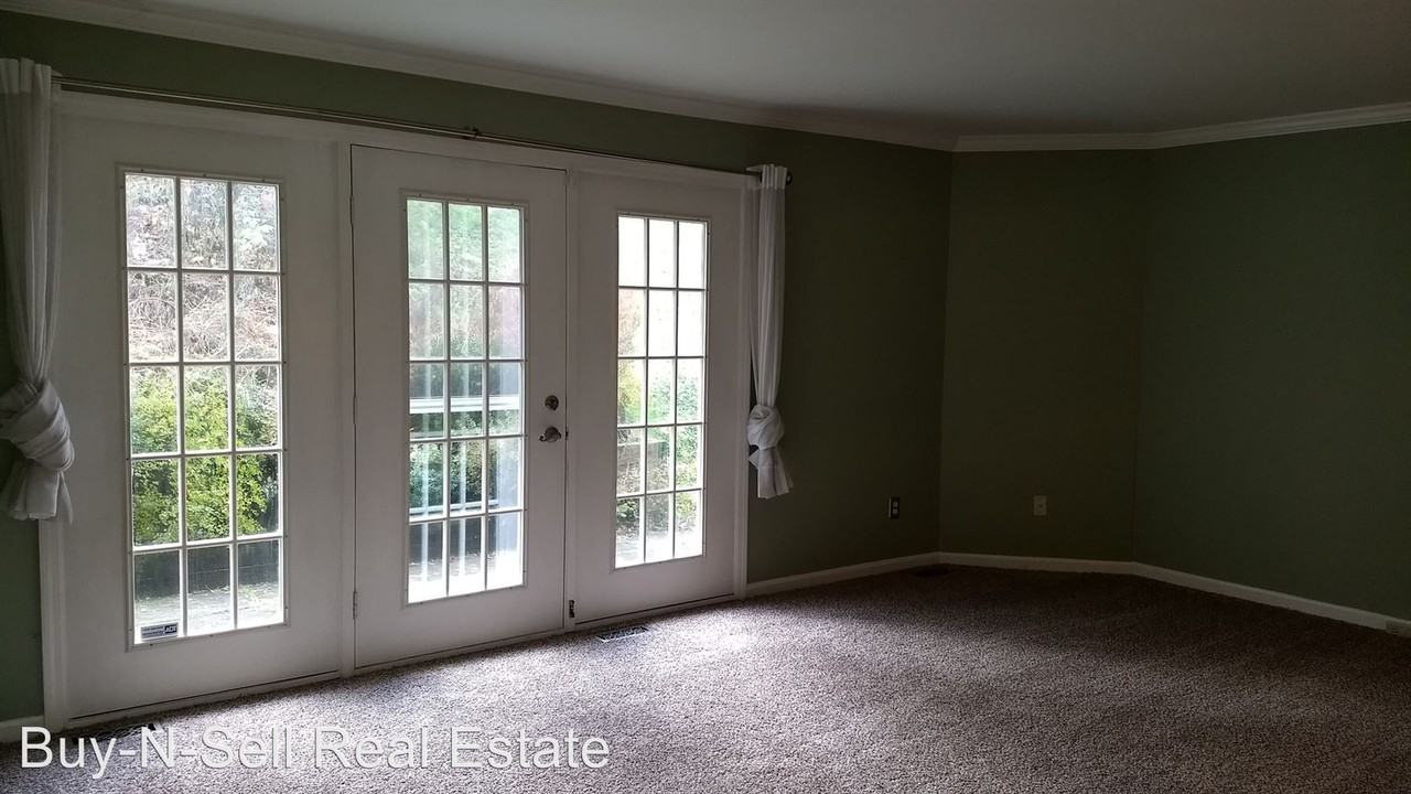 1705 Timberidge Dr - Photo 2 of 13