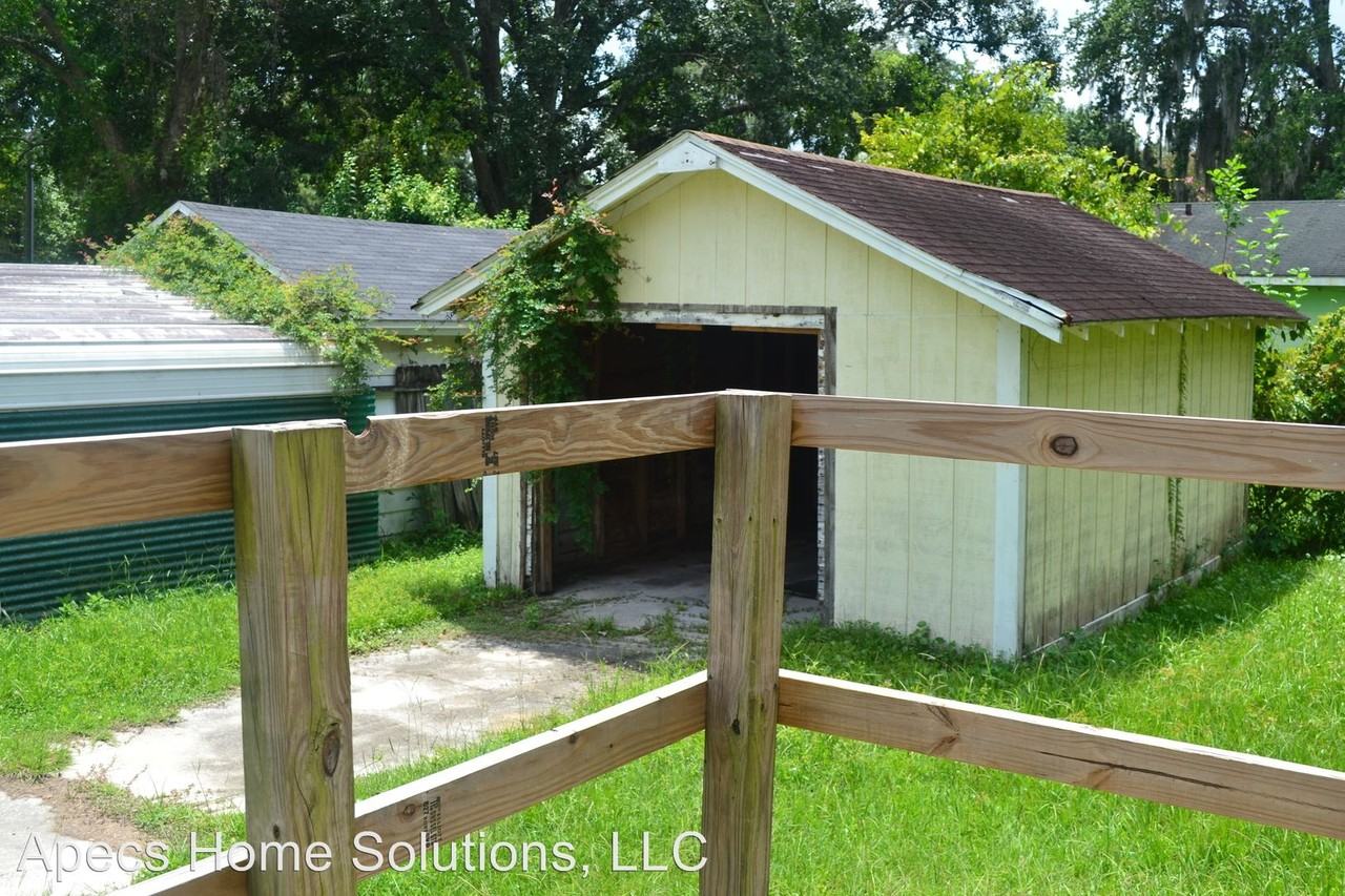 8944 1st Ave - Photo 3 of 8