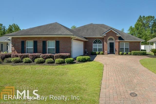 210 Majestic Oaks Dr - Photo 3 of 15