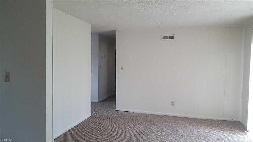 3065 Cobblestone Dr, Virginia Beach, VA 23452 4 bedroom House Rental