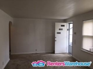 2005 N Hanley Rd - Photo 3 of 11
