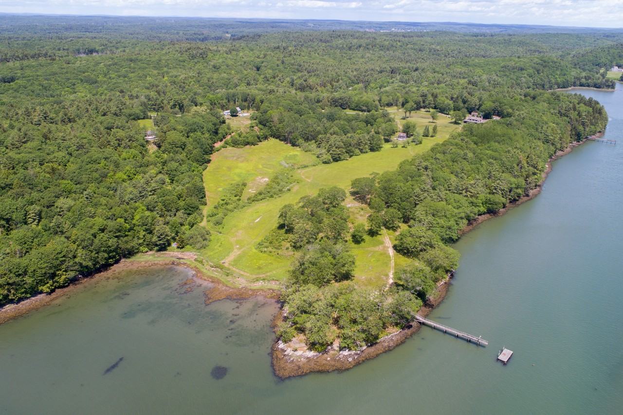 378 Mill Rd - Photo 2 of 47