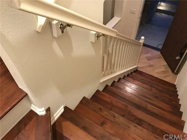 12 Bloomington St - Photo 3 of 15