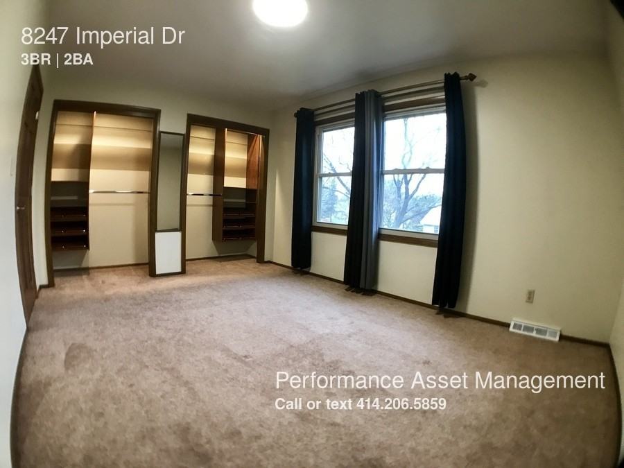 8247 Imperial Dr - Photo 2 of 18