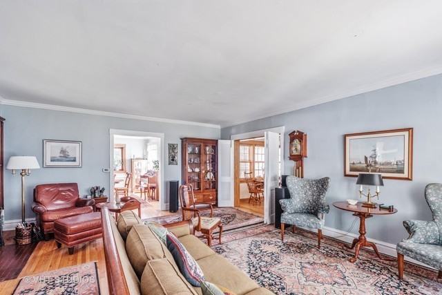 430 9th St - Photo 2 of 10