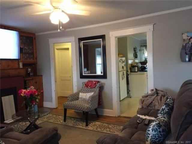 317 Strawberry Hill Ave - Photo 2 of 6