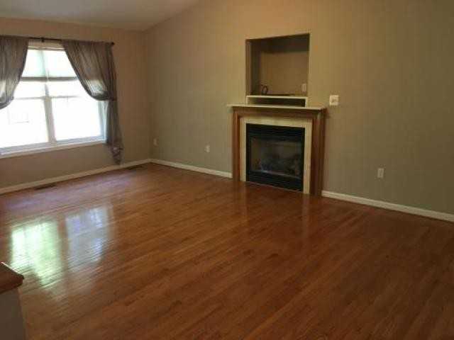5918 Hillside Rd - Photo 3 of 6