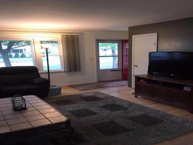 22 Lucy Way - Photo 3 of 8