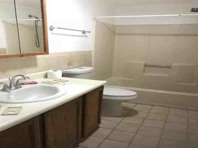 39 Congress St - Photo 2 of 6