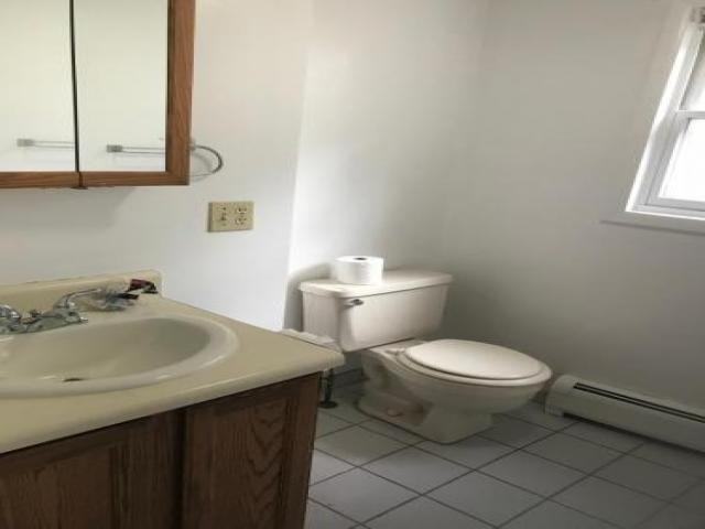 39 Congress St - Photo 3 of 6