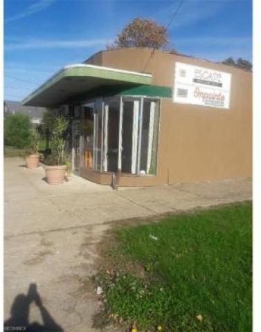 339 W Exchange St - Photo 2 of 6