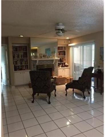 1079 Dyson Dr - Photo 2 of 3