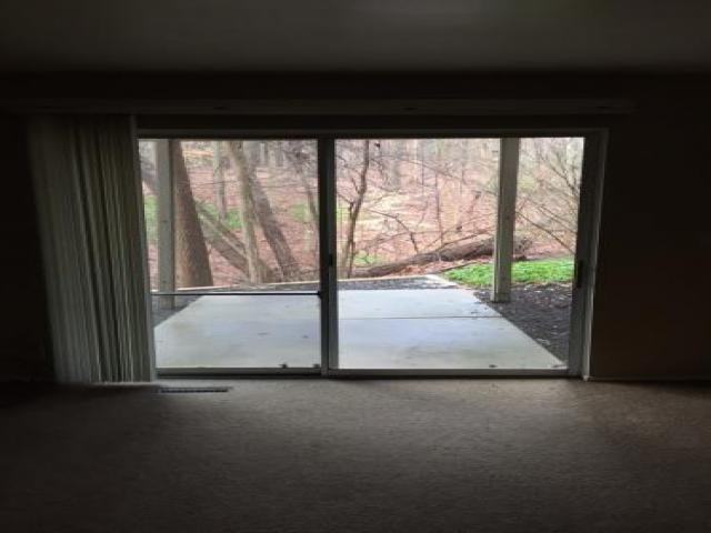 6560 Chaffee Ct - Photo 3 of 6