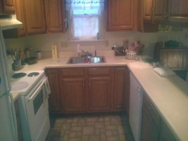 906 Meadow Ln - Photo 2 of 6