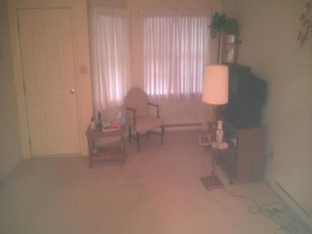 906 Meadow Ln - Photo 3 of 6