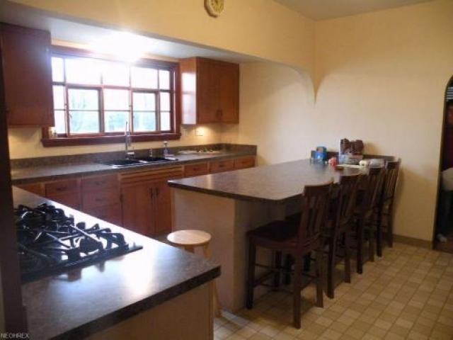 994 W 130th St - Photo 2 of 6