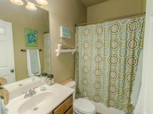 15084 Baylor Ave - Photo 3 of 6