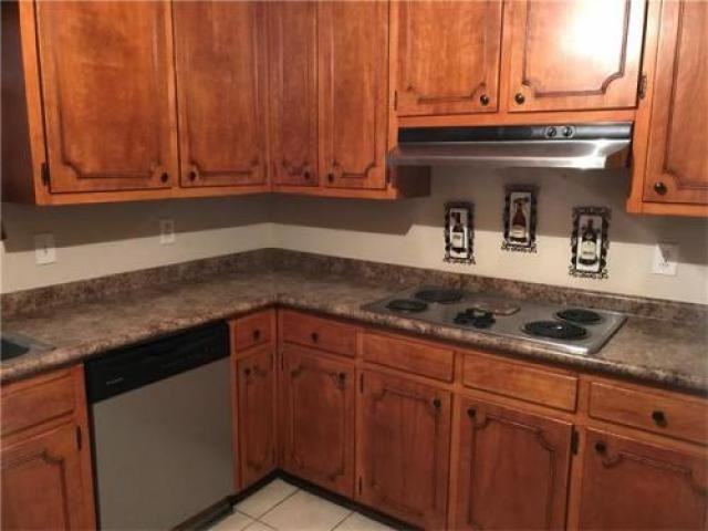 1833 Harvard Ave - Photo 3 of 6