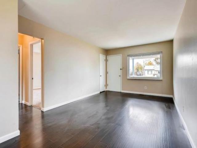 3074 S Fairfax St - Photo 2 of 6