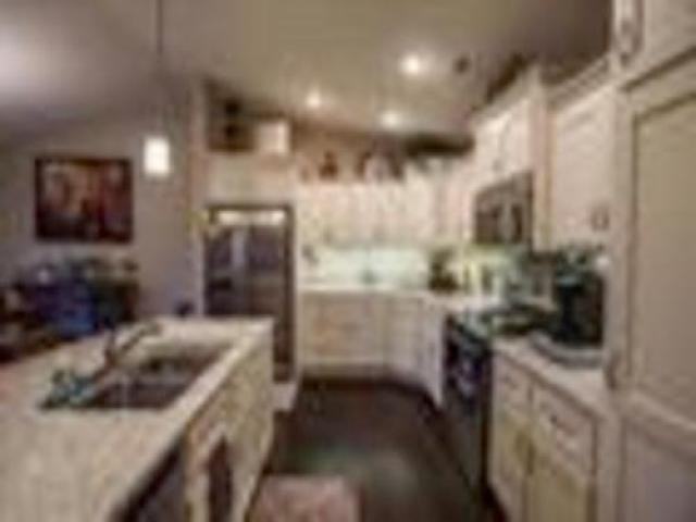 213 Highland Ridge Dr - Photo 3 of 6