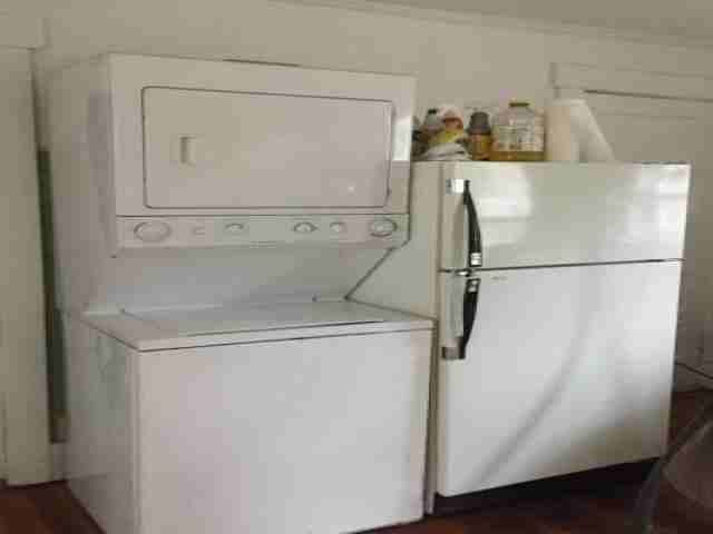 108 N Blackford St - Photo 3 of 6