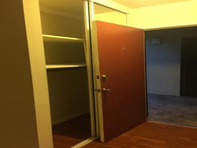 1075 Saratoga Ave - Photo 3 of 11