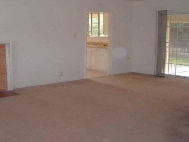 3230 Nathan Ct - Photo 2 of 4