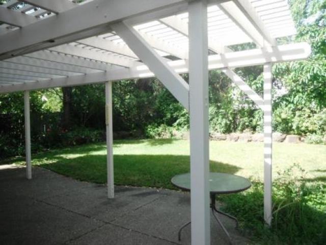 907 Santiago St - Photo 2 of 6